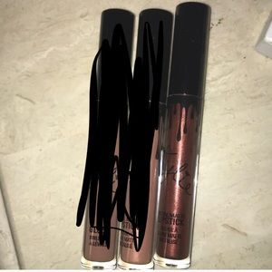 Kylie cosmetics reign metal lipstick